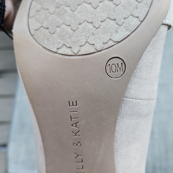 Kelly and Katie Beeka Tassel Heeled Loafers Women 10M - Picture 7 of 7